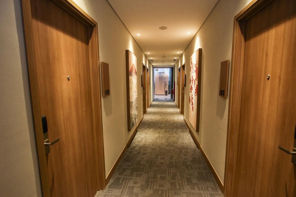 Kuretakeso Kemang Hotel Cakarta Dış mekan fotoğraf