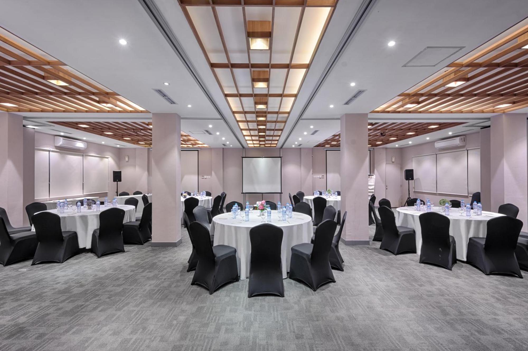Kuretakeso Kemang Hotel Cakarta Dış mekan fotoğraf